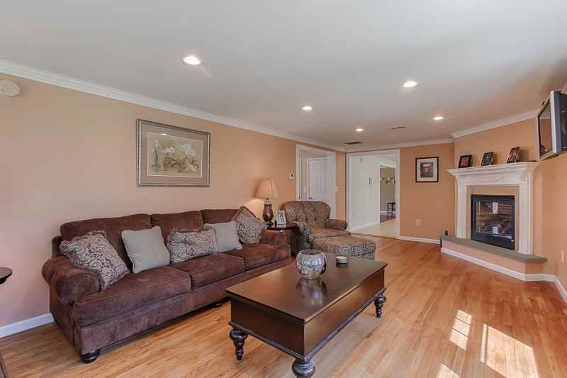115 Cliffwood Rd - Photo 3 of 21