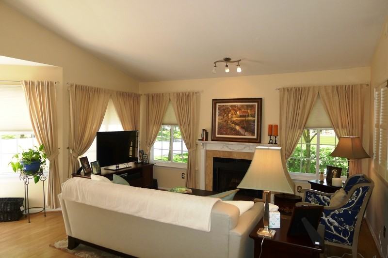 26 Foxwood Ct - Photo 2 of 8