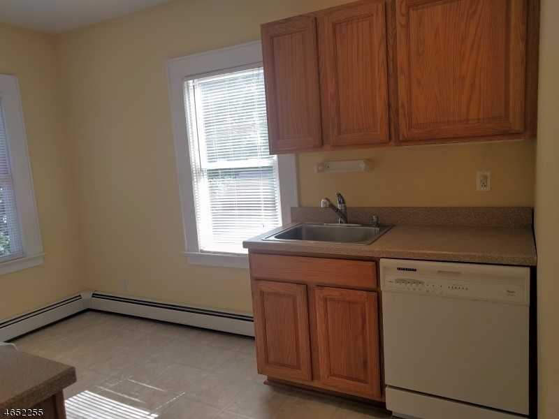 45 Ridgedale Ave #B - Photo 3 of 13