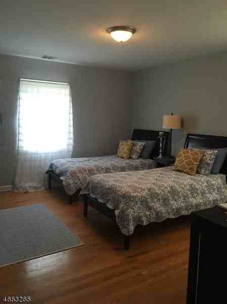 312 Miller Ave - Photo 3 of 5