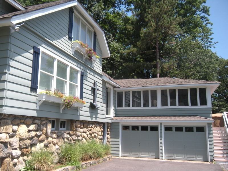 712 W Shore Trail - Photo 2 of 14