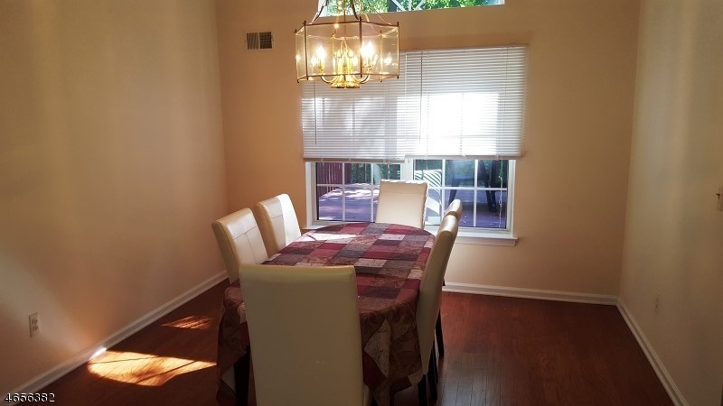 10 Bridalwood Ct - Photo 3 of 5