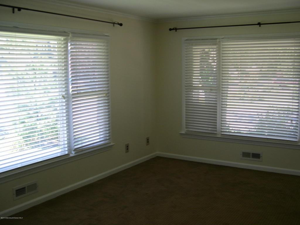 20 Deal Ave - Photo 3 of 11