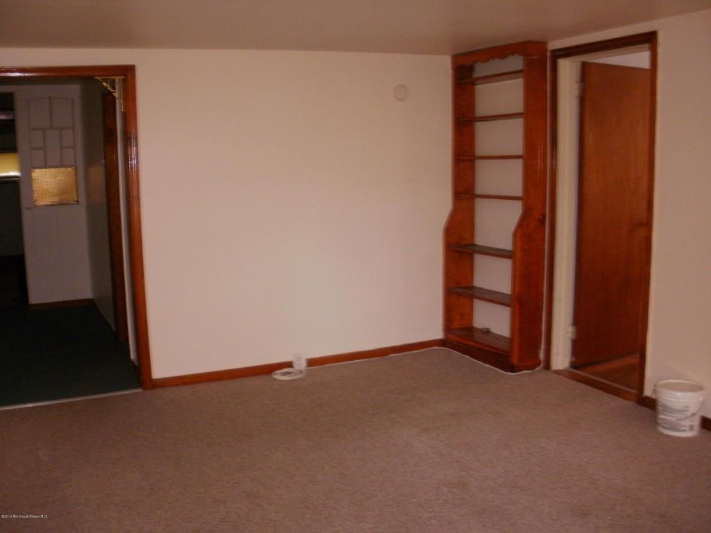 1117 Florence Ave - Photo 3 of 8