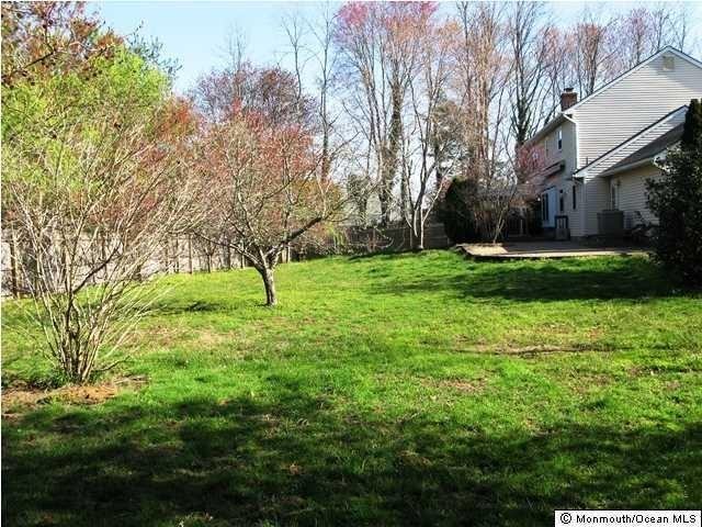 14 Kelesey Dr - Photo 2 of 13