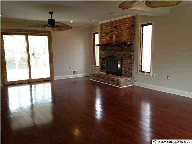 14 Kelesey Dr - Photo 3 of 13