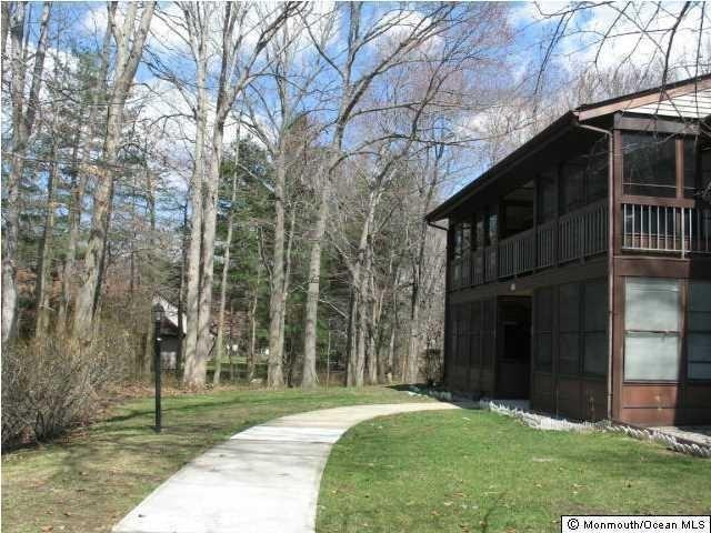 136 Amberly Dr #A - Photo 2 of 10