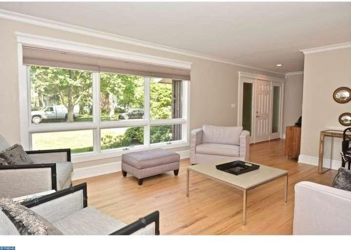 313 Sked St - Photo 3 of 25