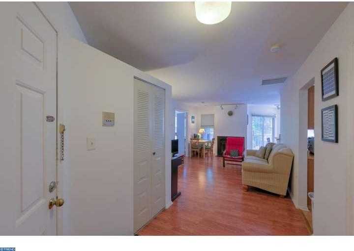 3292 Cypress Ct - Photo 3 of 24