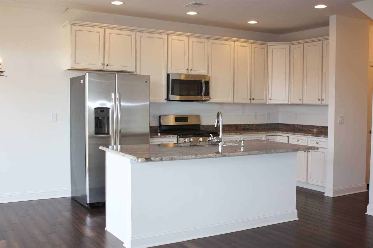 51 Autumn Ln - Photo 2 of 20