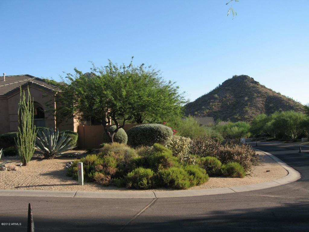 11709 E De La O Rd - Photo 2 of 14