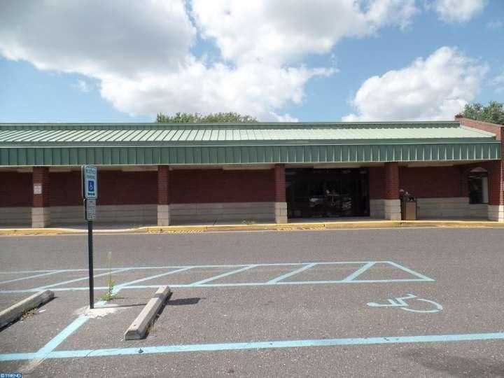 601 E Evesham Rd - Photo 3 of 15