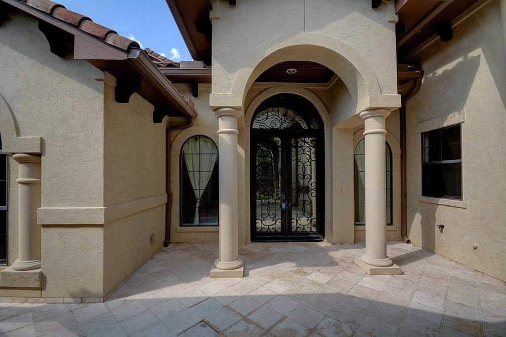 40 Golden Scroll Cir - Photo 2 of 32