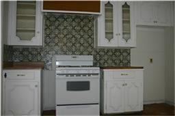 4601 Oakdale St - Photo 3 of 14