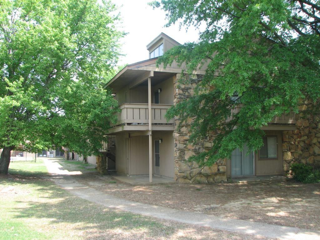 Willow Creek - Photo 3 of 19