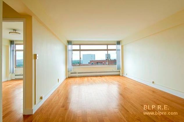 1440 Beacon St #302 - Photo 3 of 8