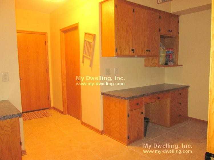 5258 Cherokee Ct - Photo 3 of 35