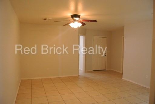 3930 W Montgomery Cir #1 - Photo 2 of 11