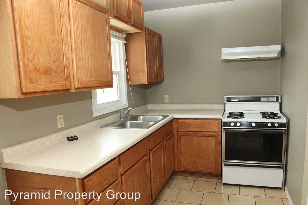 103 S Jefferson Ave - Photo 2 of 16