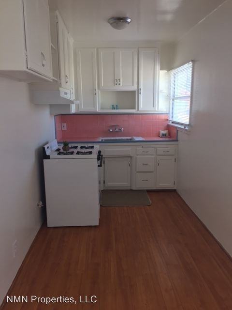 3811 W 54th St - Photo 3 of 4