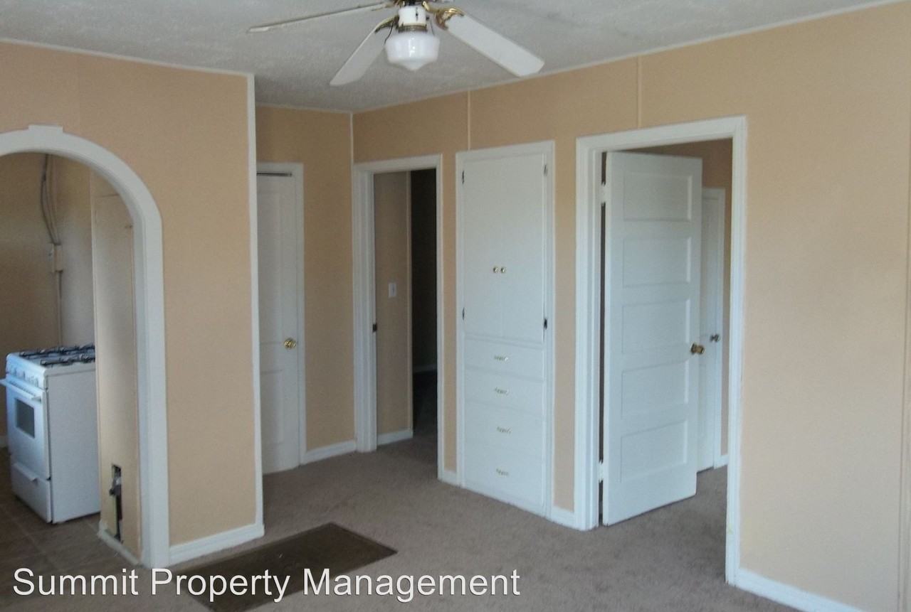 Virginia Apartments - Photo 2 of 5