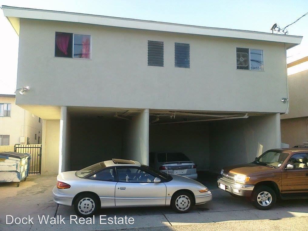 1656 Lomita Blvd - Photo 3 of 6