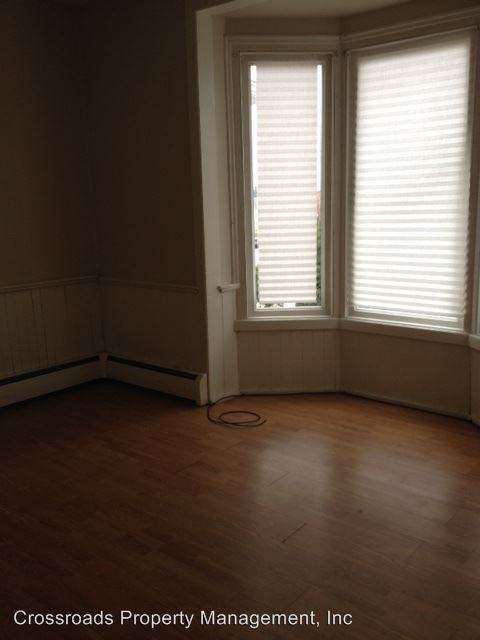 102 E Main St - Photo 3 of 5