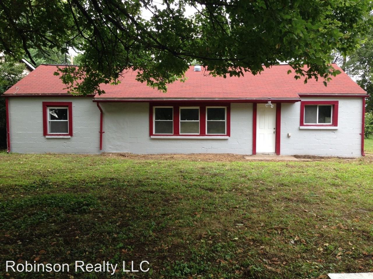 8734 Garden Ave - Photo 2 of 3