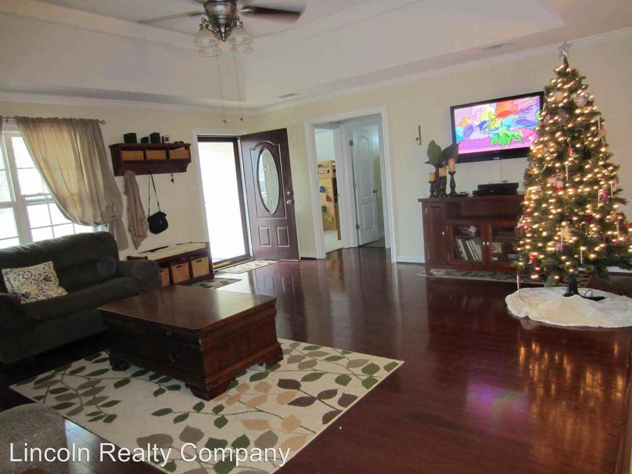 5862 Barkley Ln - Photo 3 of 7