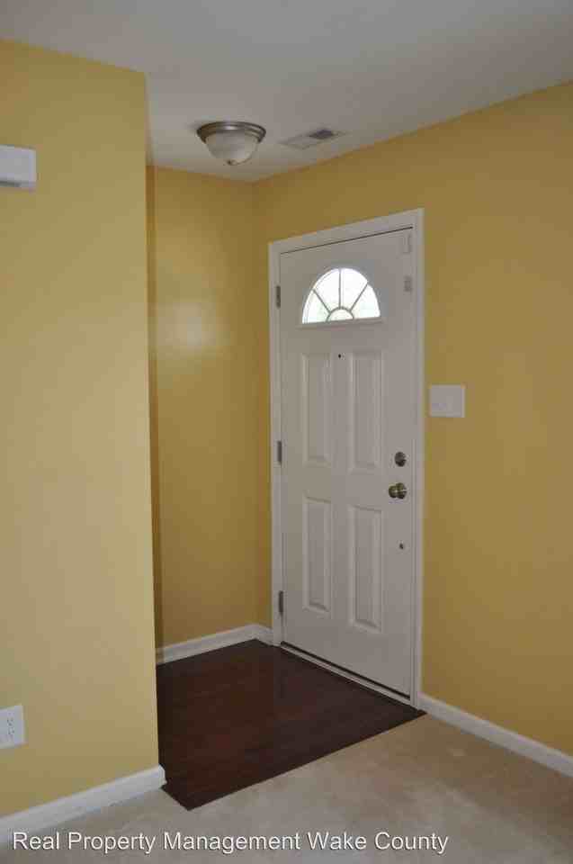 8914 Thornton Garden Ln - Photo 3 of 13