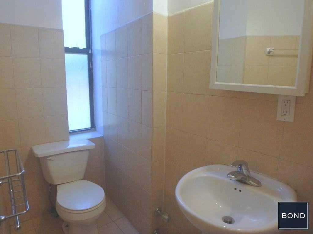 250 East 10th Street