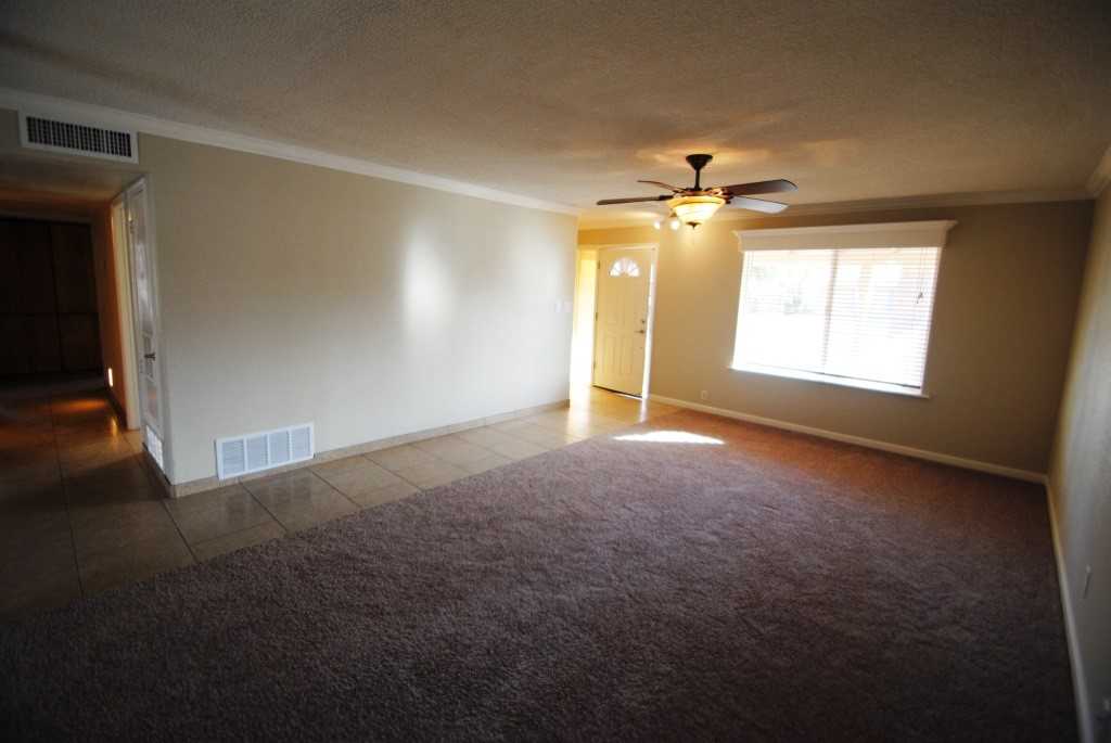 4120 W Eva St - Photo 3 of 13
