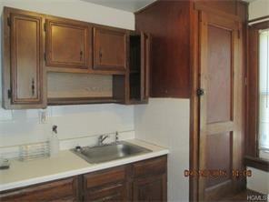 37 Mills Rd - Photo 2 of 19