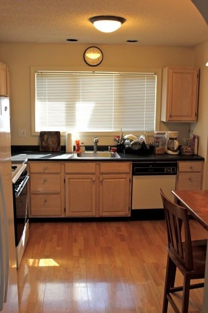 108 Steeplechase Dr - Photo 3 of 9