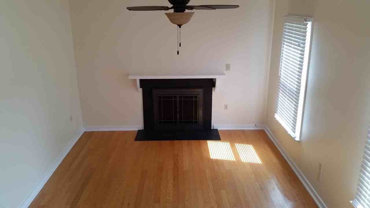 6747 Cedar Lake Dr - Photo 2 of 29