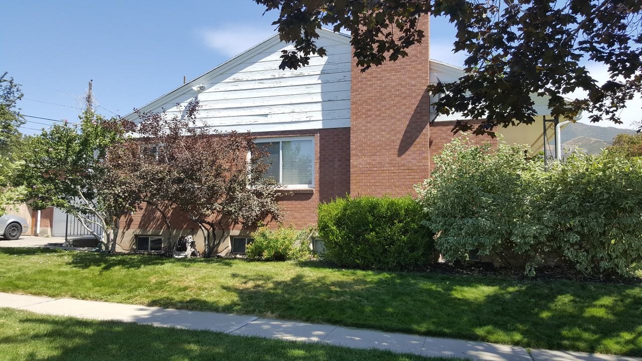 2205 Emerson Ave - Photo 3 of 22