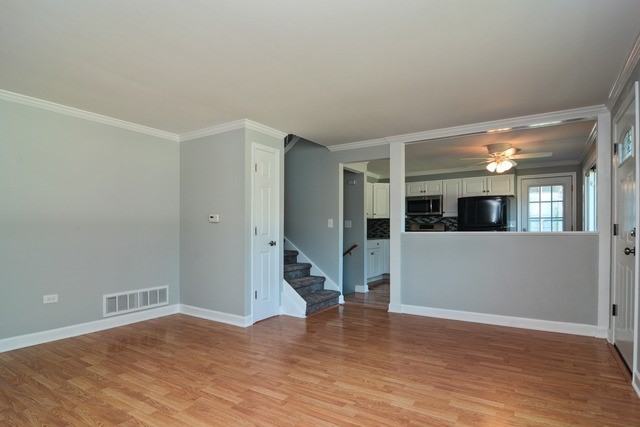 21057 W Marion Ave - Photo 3 of 15