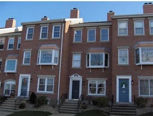 61 Breakwater Dr #61 - Photo 2 of 5