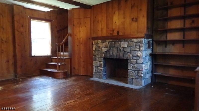 8 Pond View Ln - Photo 2 of 6