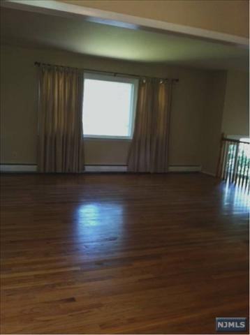 964 Crystal Lake Terrace - Photo 3 of 8