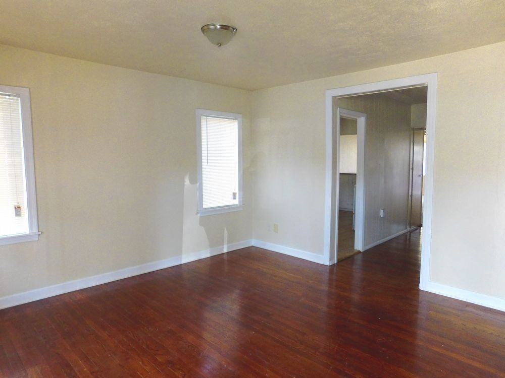 2817 Merida Ave - Photo 2 of 14