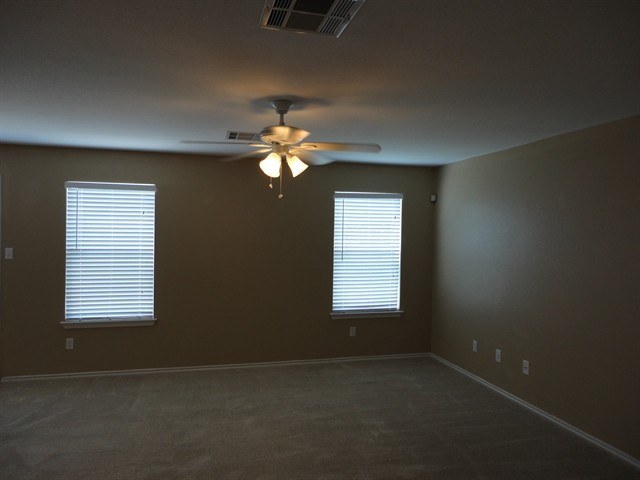 236 Black Forest Rd - Photo 3 of 11