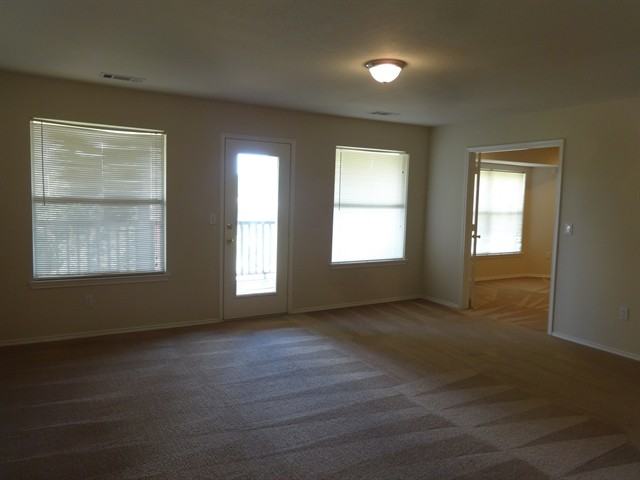 1539 Reynolds St - Photo 3 of 12