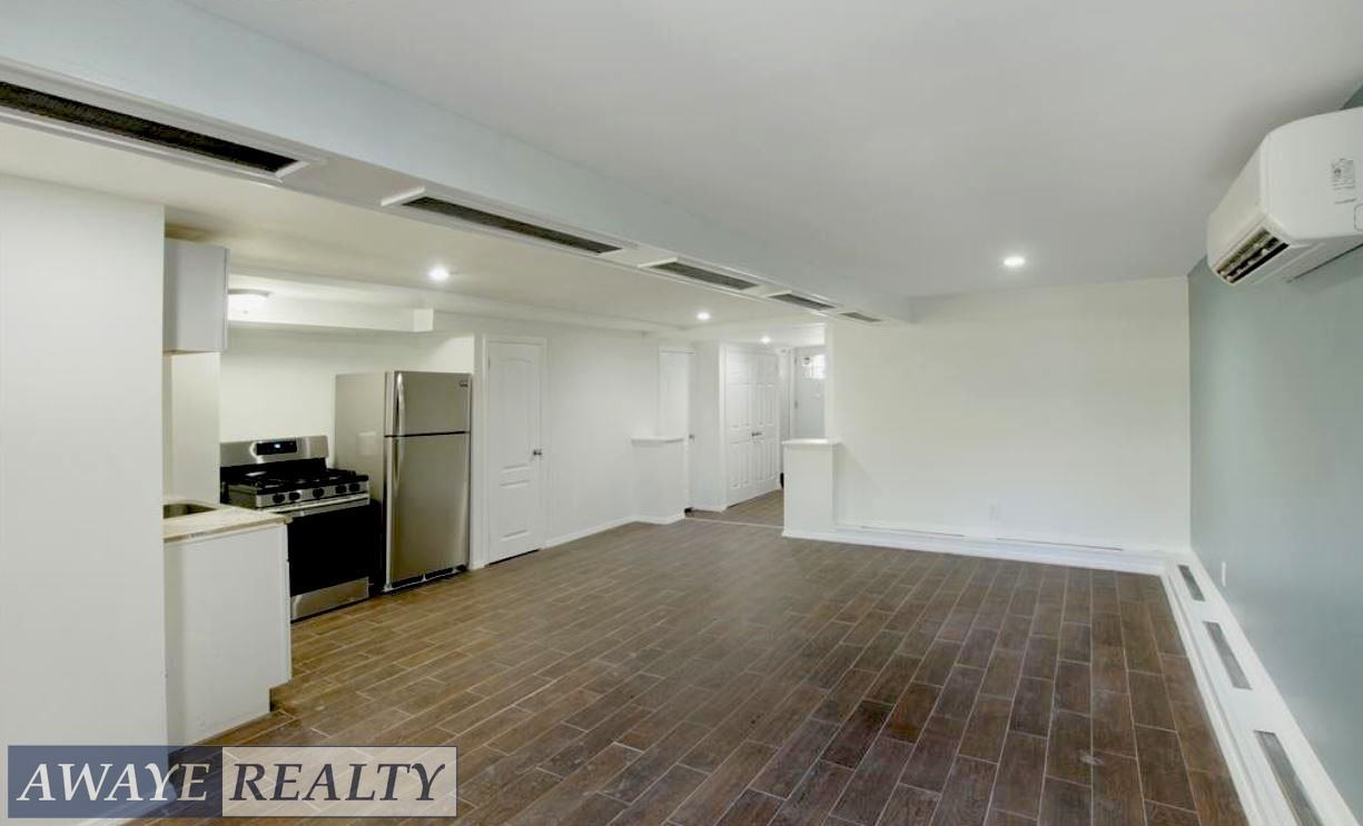 190 Minna Street - Photo 3 of 9