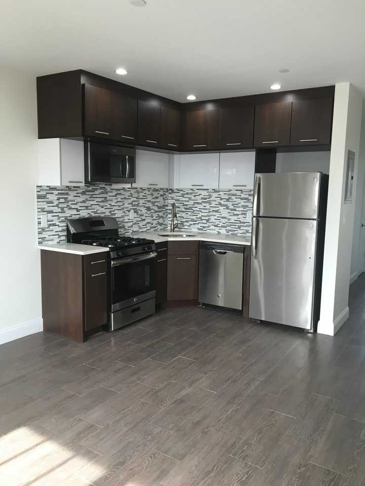 Astoria Blvd & 31st St #4A