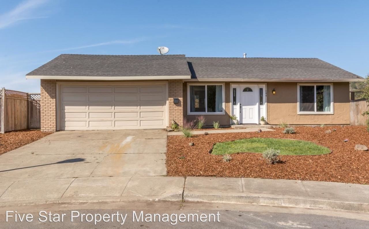 144 Brig Ct - Photo 2 of 9