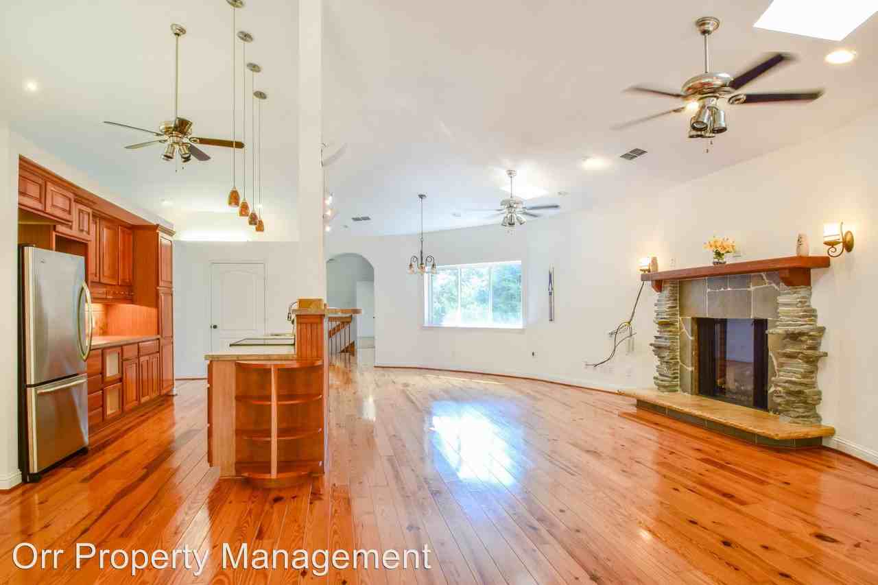 5301 County Rd 410 - Photo 2 of 17