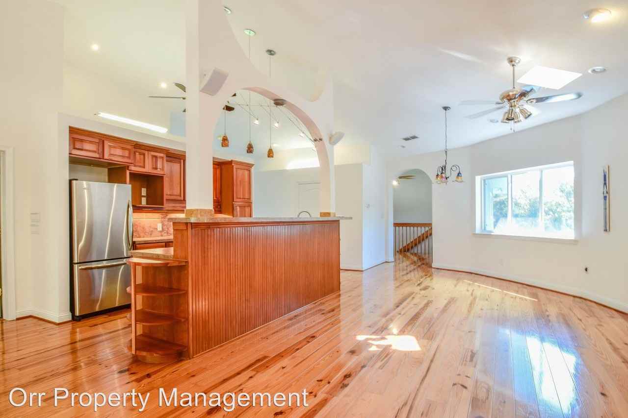 5301 County Rd 410 - Photo 3 of 17