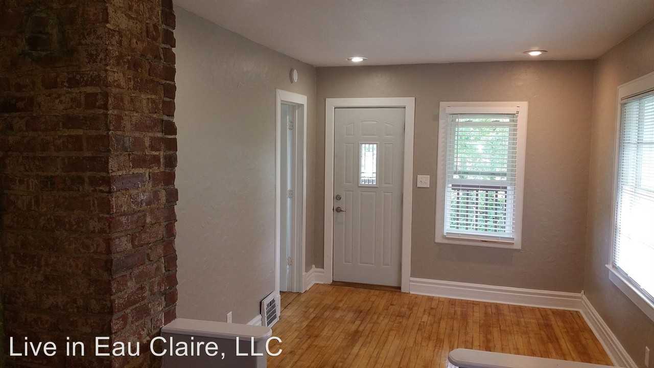 330 N Michigan St - Photo 2 of 8