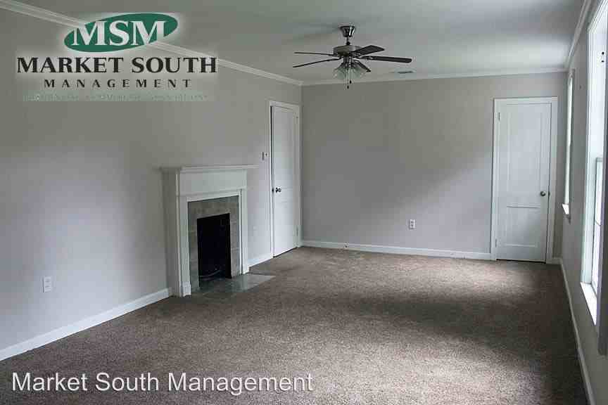 2227 Greenwood St - Photo 2 of 17